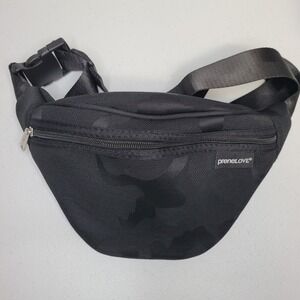 PreneLOVE Black Camo Neoprene Fanny Pack Belt Bag Pink Lining